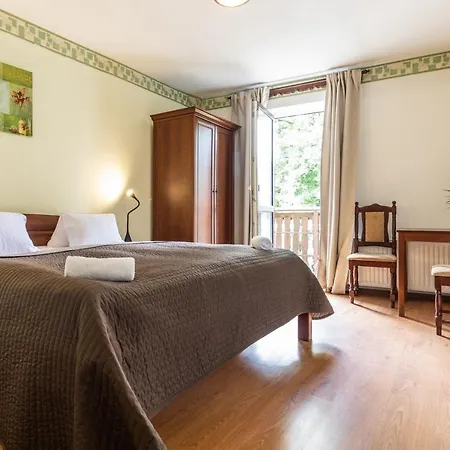 Apartmany Jedovnice Гостевой дом